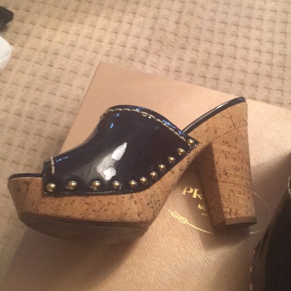 Prada summer shoes - Picture 1 of 2